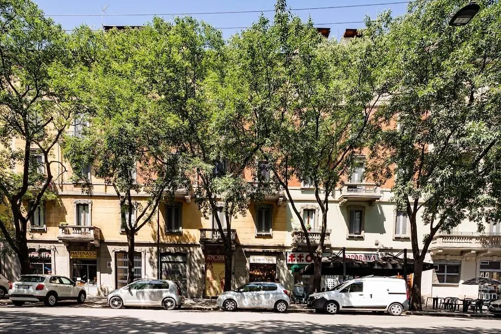 Peaceful Apartment In Porta Venezia Milan