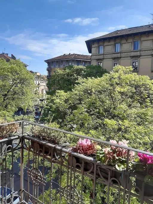Peaceful Apartment In Porta Venezia Milan 0*,